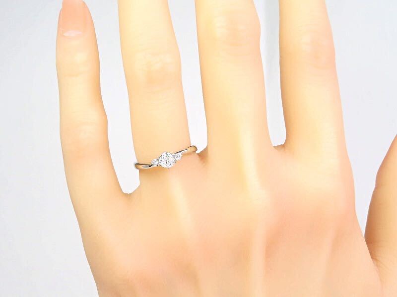 MONNICKENDAM モニッケンダム Pt950 ダイヤモンド0 28ct 0 04ct MONNICKENDAM モニッケンダム Pt950 ダイヤモンド0 28ct 0 04ct