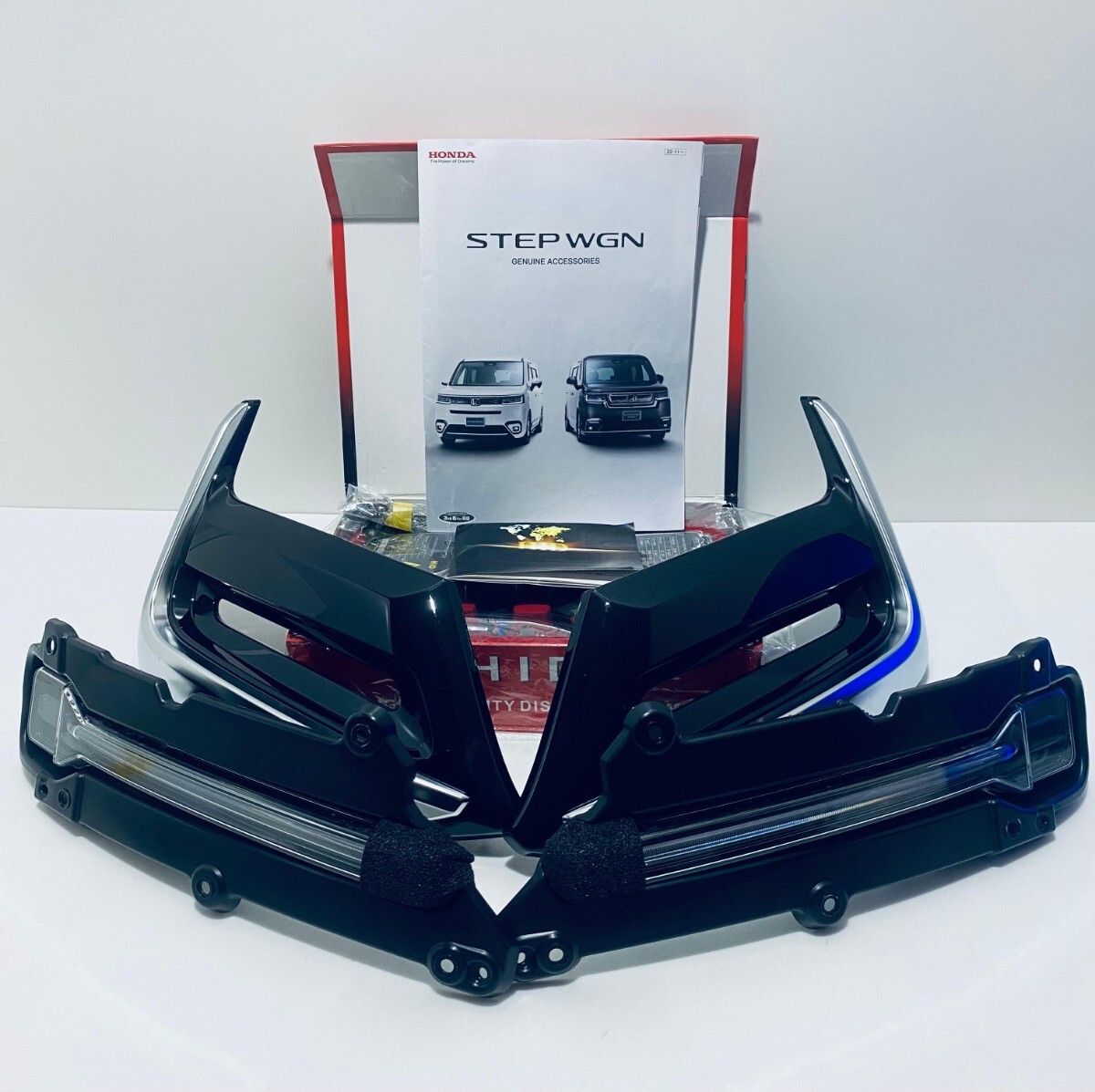 美品 HONDA STEP WGN ステップワゴン HIDライト箱付 車 バンパー アクセサリー ，損傷なし，動作未確認(L-91)