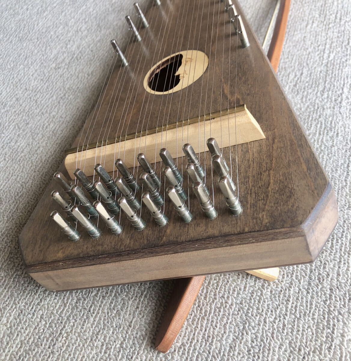 Yahoo!オークション - 美品 プサルタリー 24弦 Psaltery 全長約 Yahoo!オークション - 美品 プサルタリー 24弦 Psaltery 全長約