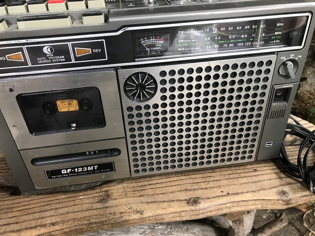 通電OK SHARP シャープ ラジカセ カセットデッキ GF 通電OK SHARP シャープ ラジカセ カセットデッキ GF