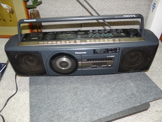 ◇ジャンク品◇ Panasonic パナソニック CDラジカセ RX-DT95 ◇ジャンク品◇ Panasonic パナソニック CDラジカセ RX-DT95