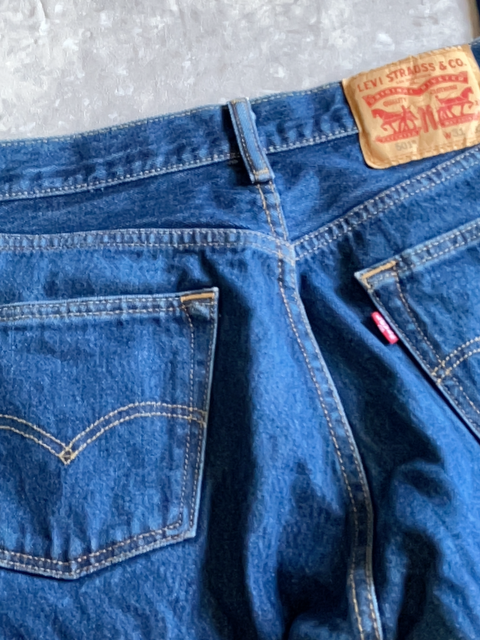 即決 W31 リーバイス Levi's 501 濃紺 ボタンフライ ストレート スモールe コットン100% デニム オレンジステッチ アメカジ 古著 定番
