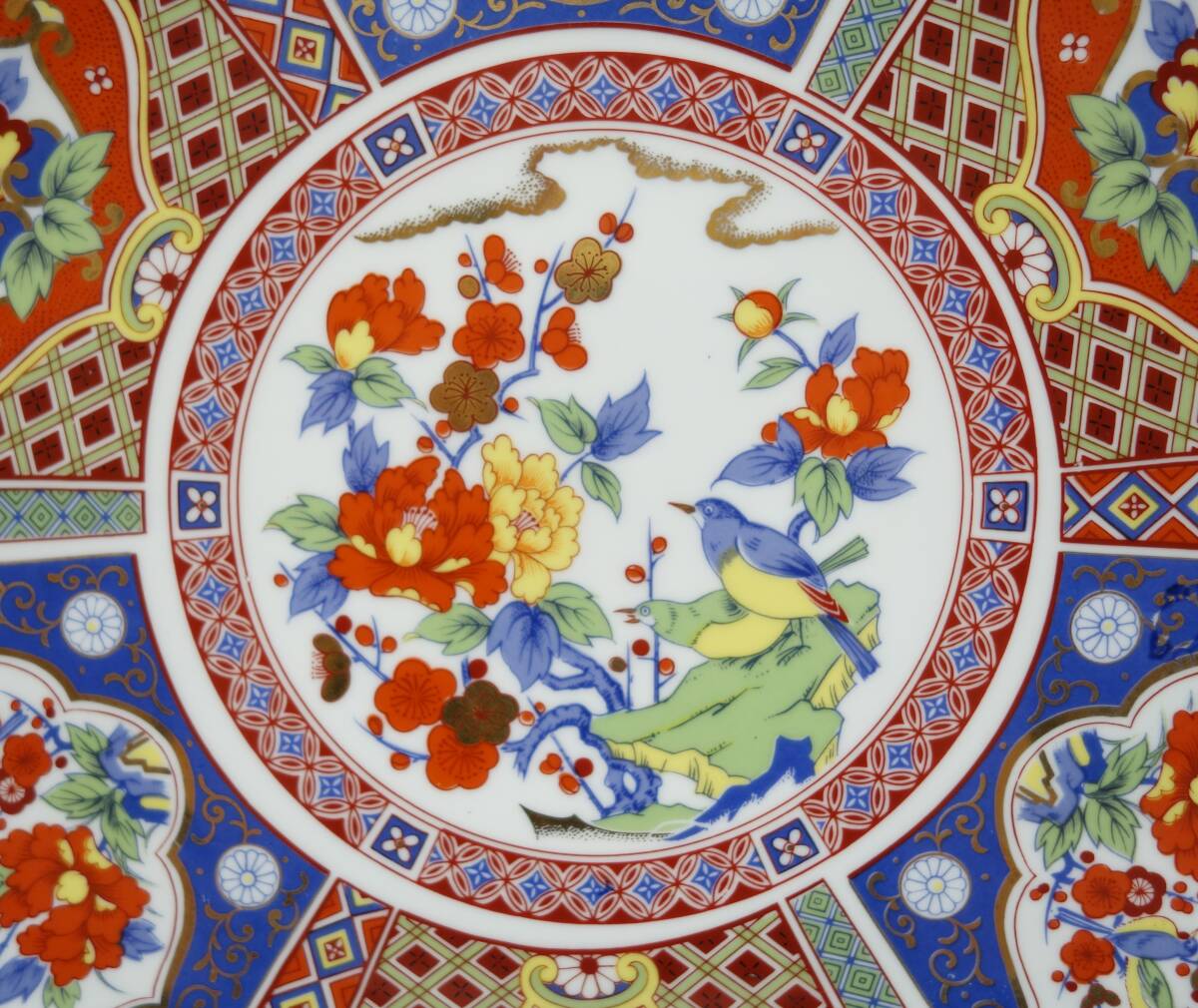 有田焼 若山窯 *古伊万里柄 金彩 色絵 金襴手 梅 牡丹 花鳥図 有田焼 若山窯 *古伊万里柄 金彩 色絵 金襴手 梅 牡丹 花鳥図
