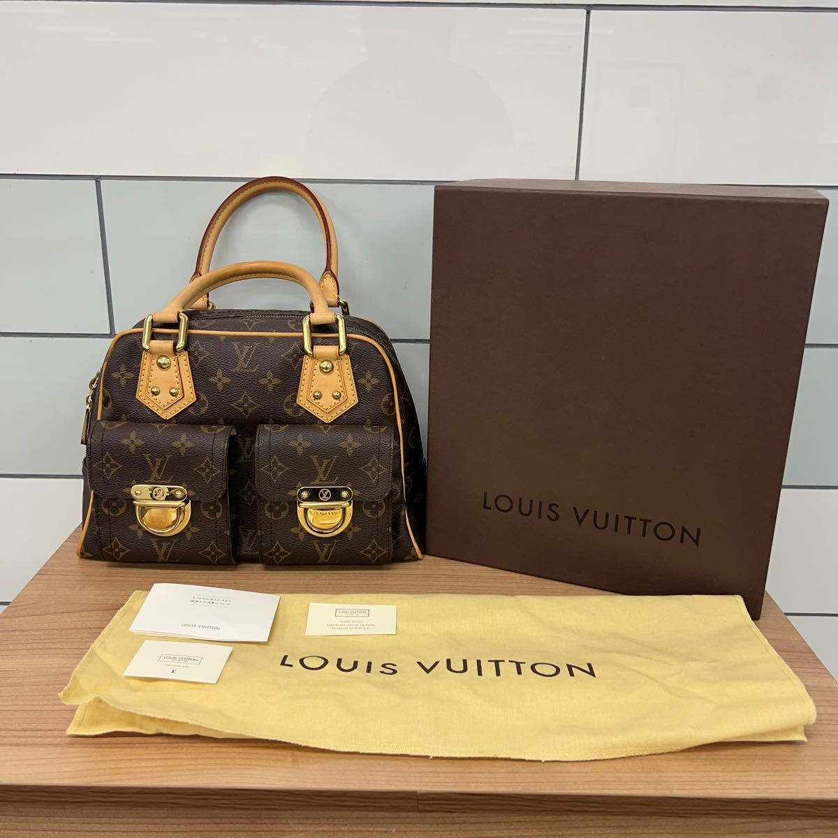 正規品　LOUIS VUITTON ルイヴィトン マンハッタンPM レザー　モノグラム　ハンドバック　