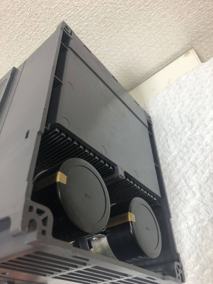 中古美品(動作確認済み)三菱電機 MITSUBISHI インバーター FR 中古美品(動作確認済み)三菱電機 MITSUBISHI インバーター FR