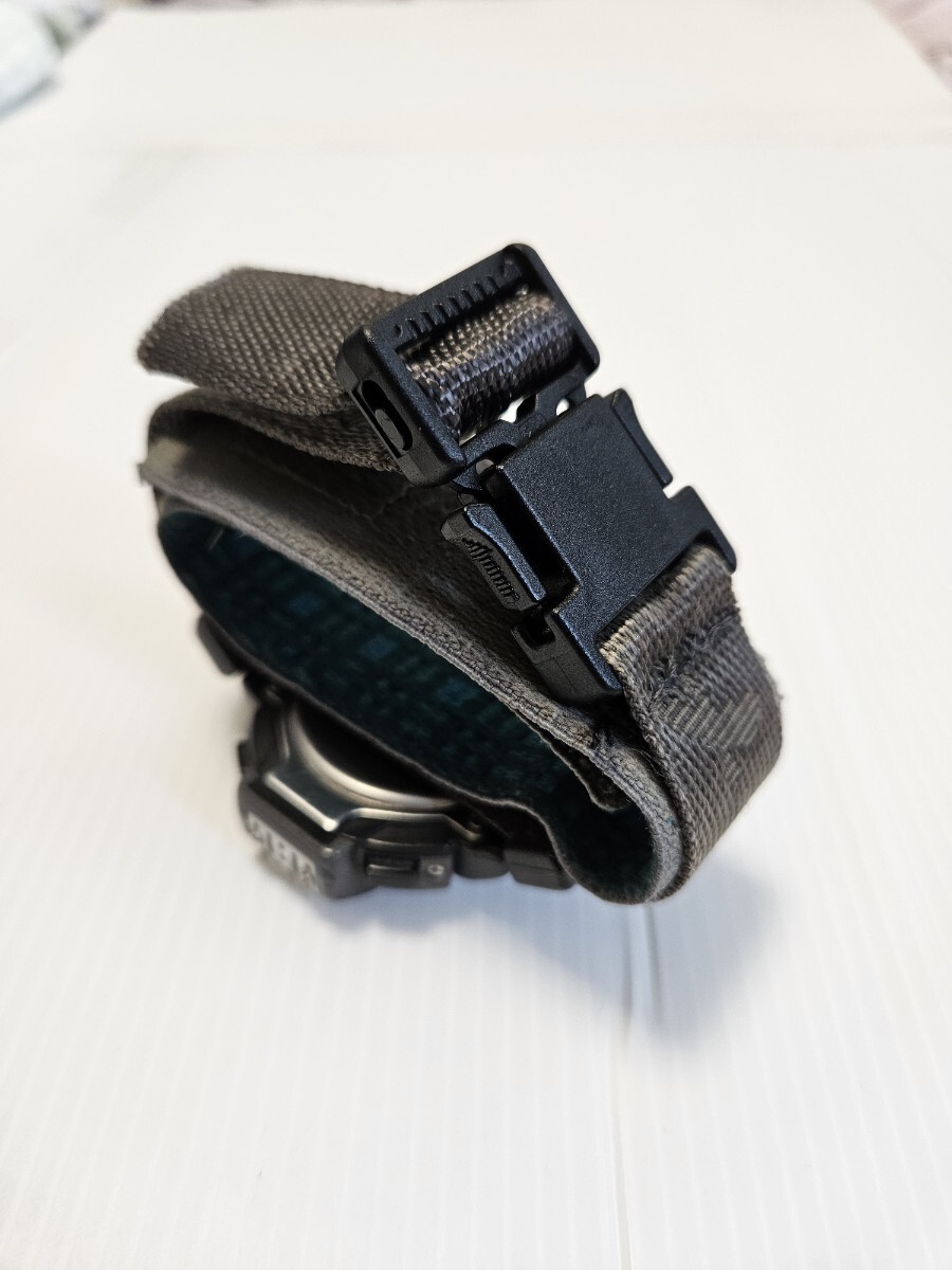 97年発売 CASIO PRO TREK BIRD LIFE PRT-40 電池切れ ジャンク 97年発売 CASIO PRO TREK BIRD LIFE PRT-40 電池切れ ジャンク