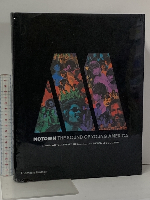 洋書 MOTOWN THE SOUND OF YOUNG AMERICA Thames&Hudson
