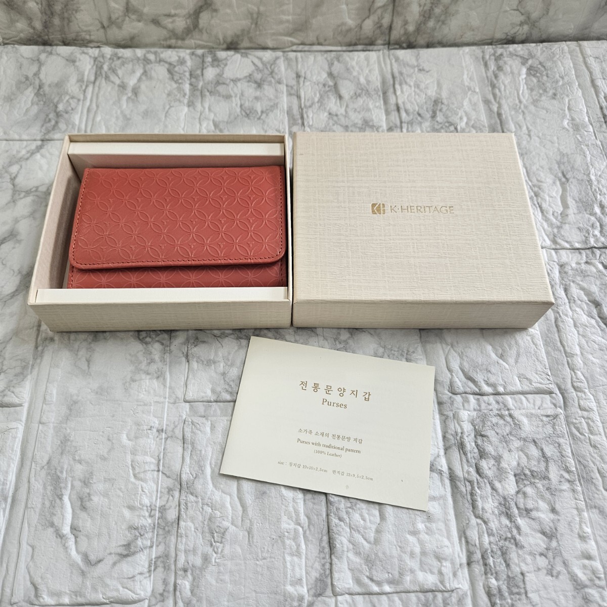 【未使用】財布　K-HERITAGE　二つ折　Purses　ファッション　女性用　コレクション