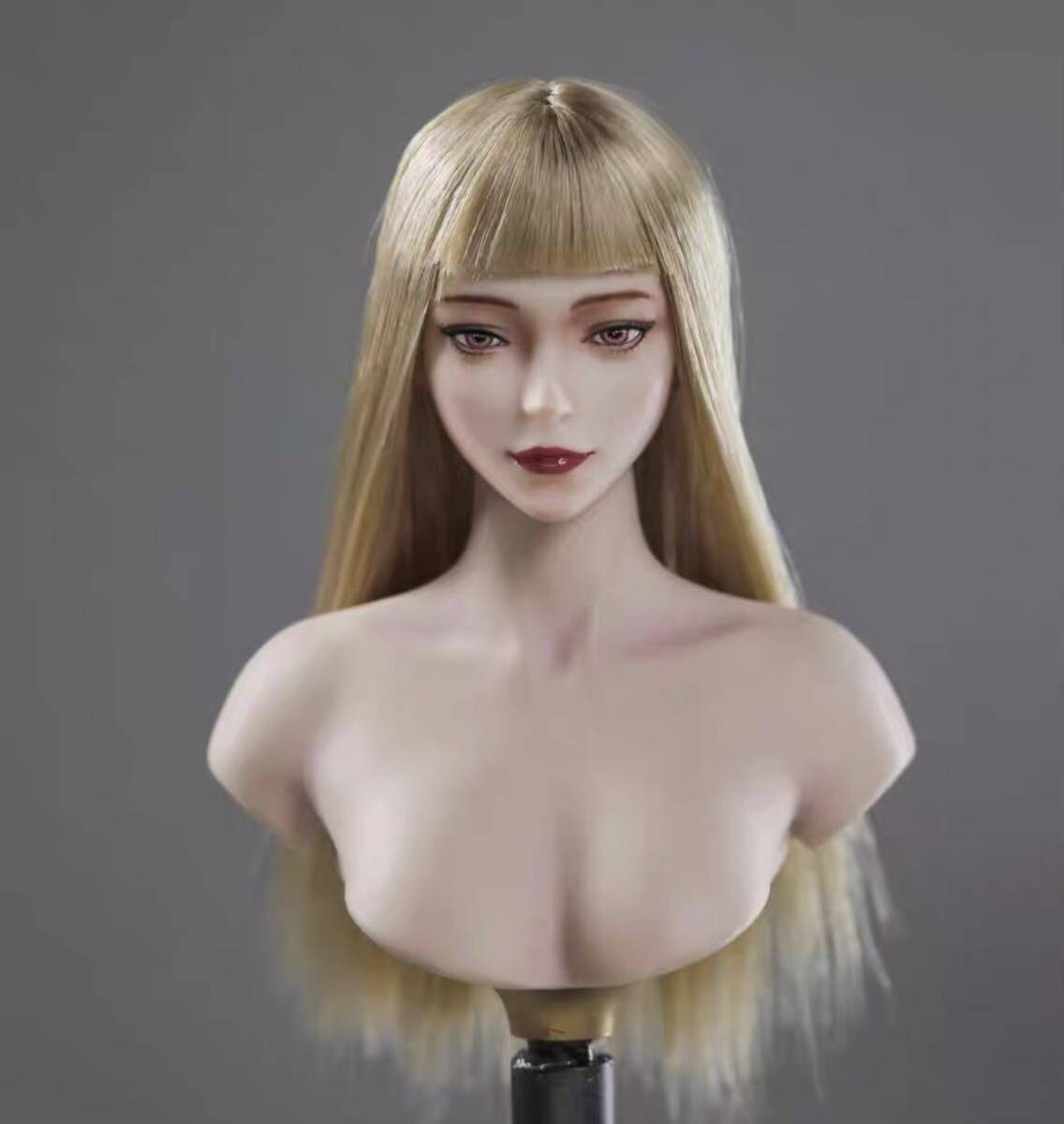 1/6 フィギュアヘッド　女性　金髪ストレート　植毛　12インチ　ON眉スタイル