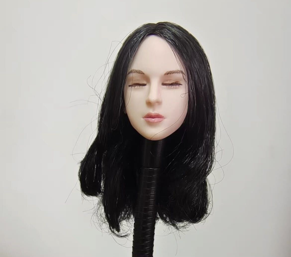 1/6 フィギュアヘッド　女性　ミディアム　黒髪　植毛　12インチ　閉眼フェイス