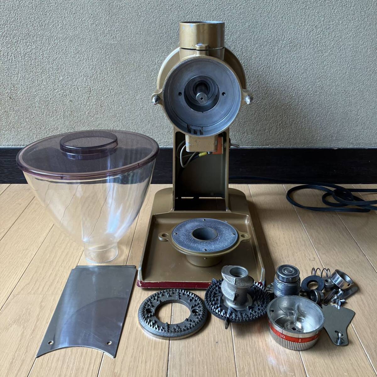 程度美品 FUJI ROYAL R-440 R-610 フジローヤル コーヒーミル 程度美品 FUJI ROYAL R-440 R-610 フジローヤル コーヒーミル