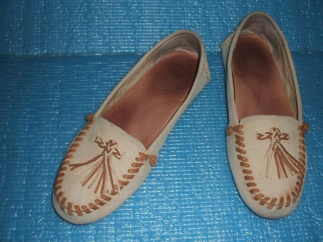 UGG アグ のカジュアルシューズ 　８
