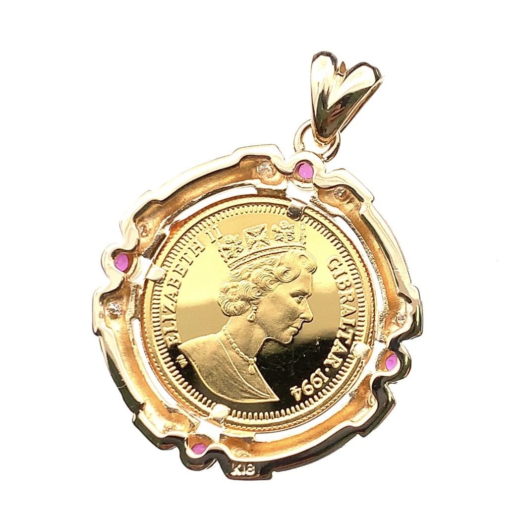 21325 ピーターラビット金貨 ジブラルタル エリザベス女王 1/10オンス 1994年 7.5g K18/24 純金 ルビー ダイヤモンド ペンダントトップ