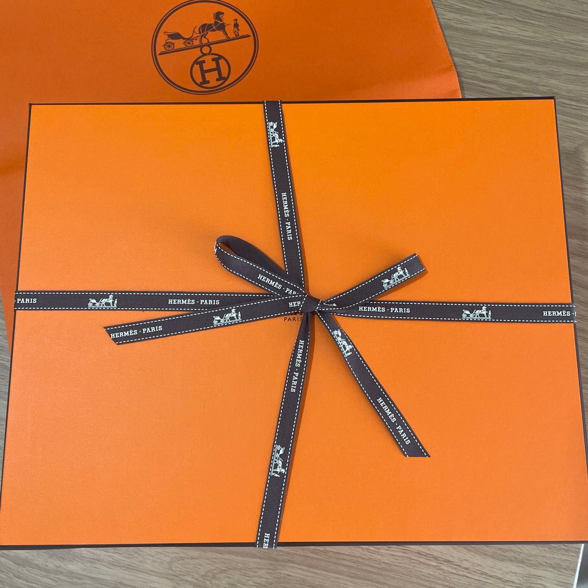 専用 エルメス HERMES 箱のみ リボン ショッパー 空箱 エルメス hermes 箱のみ 空箱 紙袋 リボン オレンジ 2024 美品