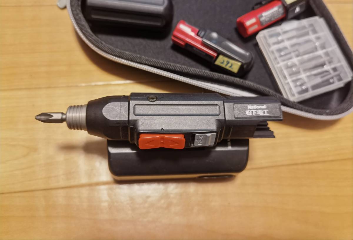 長期保管品】稀少 松下EZ6120(EZ6121同様)充電ドライバー 電池 長期保管品】稀少 松下EZ6120(EZ6121同様)充電ドライバー 電池