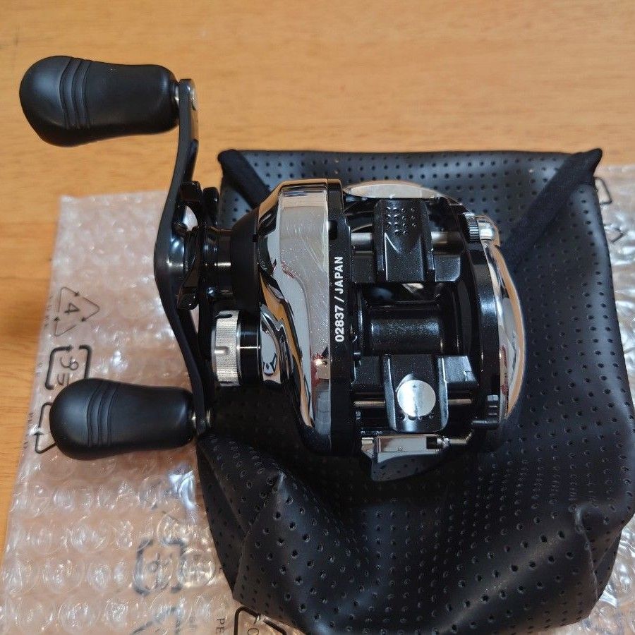 シマノ SHIMANO 12アンタレスHG 右ハンドル ハンドル純正 シマノ SHIMANO 12アンタレスHG 右ハンドル ハンドル純正