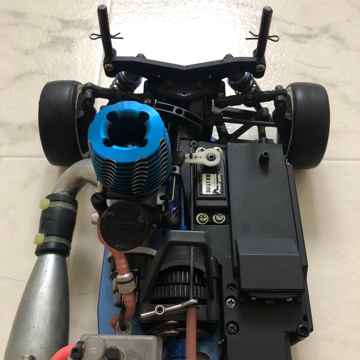 京商 エンジンカー FW05 シャーシ 4WD エンジンRC メカ積み 京商 エンジンカー FW05 シャーシ 4WD エンジンRC メカ積み