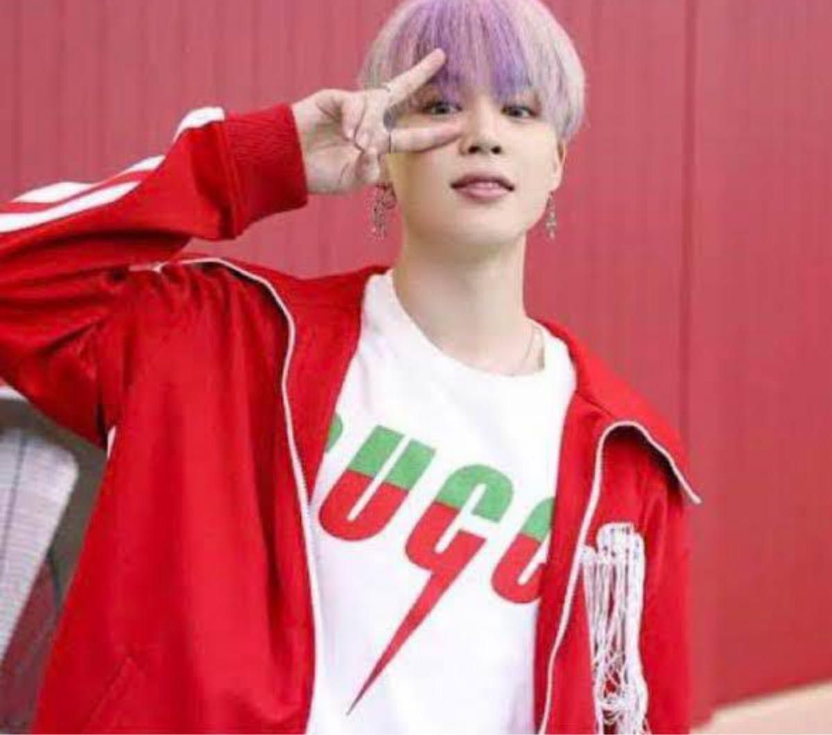 GUCCI】グッチ BTSジミン着用 Tシャツ Lサイズ 白 ロゴ 即日発送 GUCCI】グッチ BTSジミン着用 Tシャツ Lサイズ 白 ロゴ 即日発送