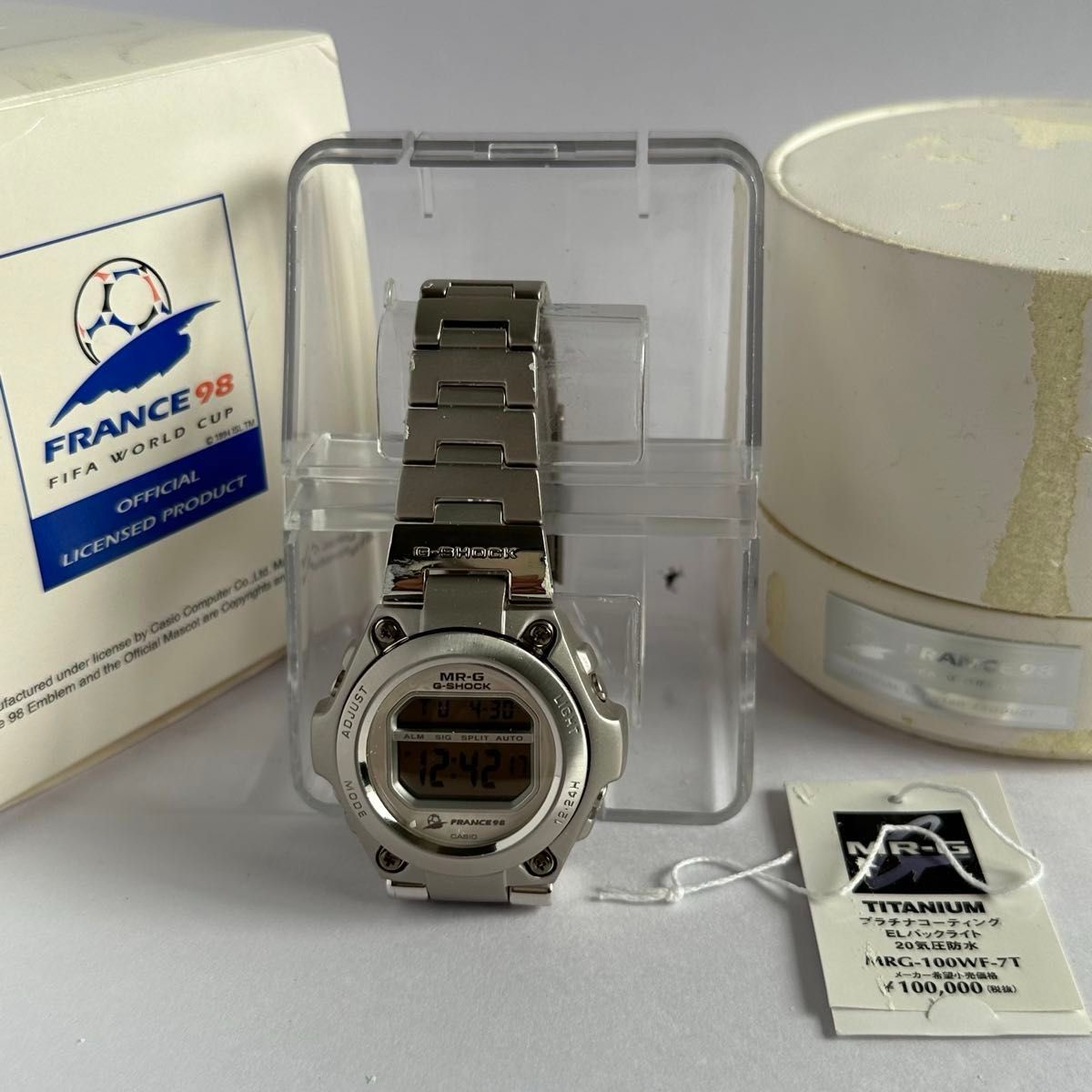 未使用・電池切れ】カシオ G-SHOCK FIFA レア 98年 W杯 限定品 未使用・電池切れ】カシオ G-SHOCK FIFA レア 98年 W杯 限定品