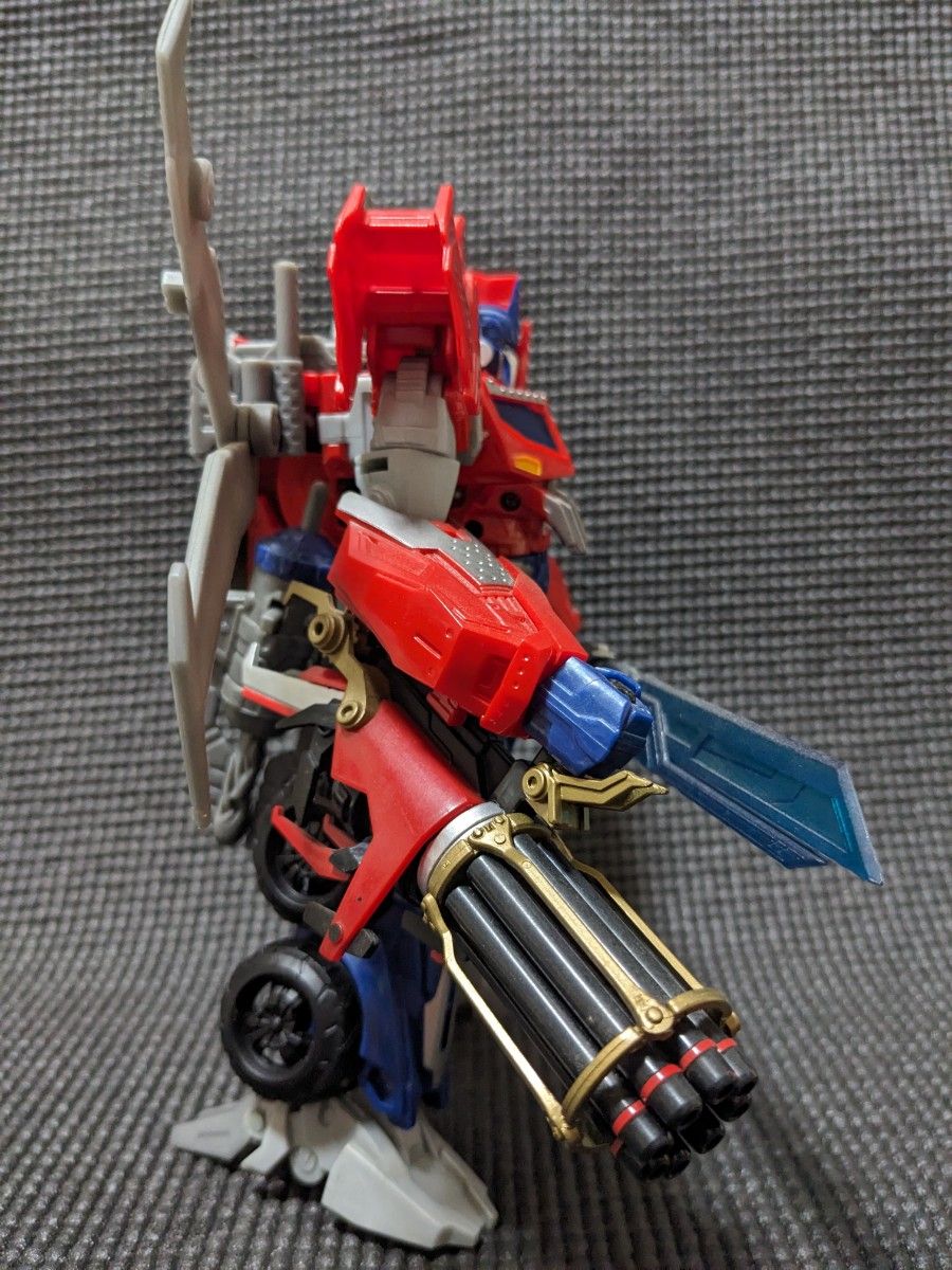 ハンターオプティマスプライム 追加武装付き 中古品 ハンターオプティマスプライム 追加武装付き 中古品