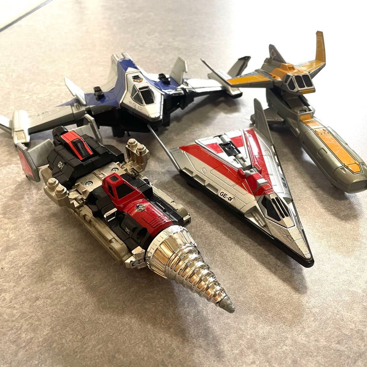 BANDAI ウルトラマン ダイナ ポピニカ 合体フォーメーション BANDAI ウルトラマン ダイナ ポピニカ 合体フォーメーション
