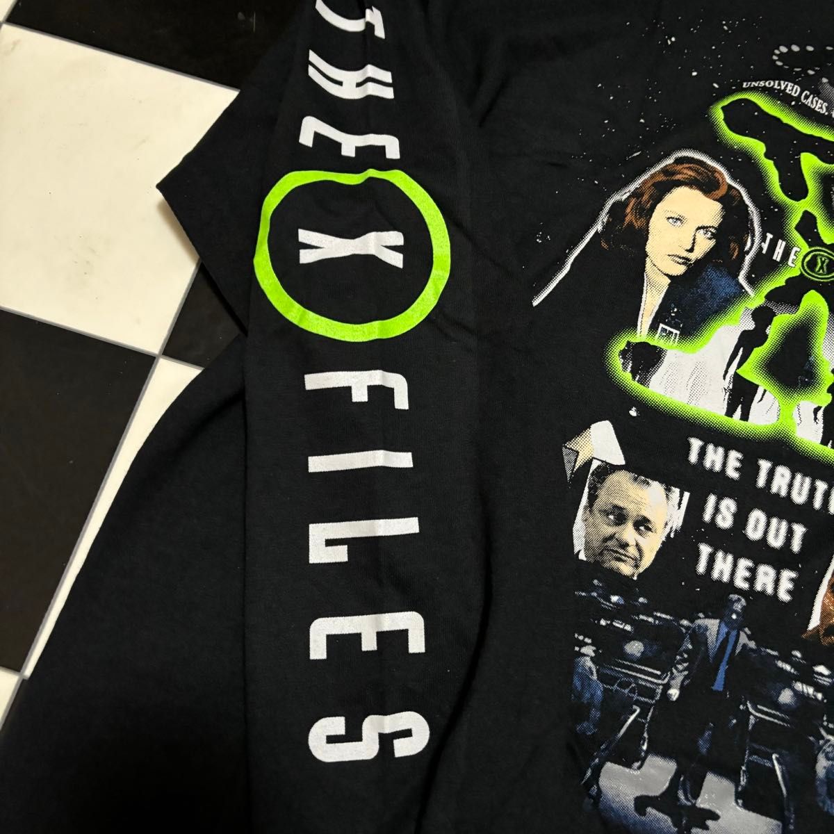 新品 X-FILES 長袖TシャツXL ロンT X-ファイル トワイライト 新品 X-FILES 長袖TシャツXL ロンT X-ファイル トワイライト