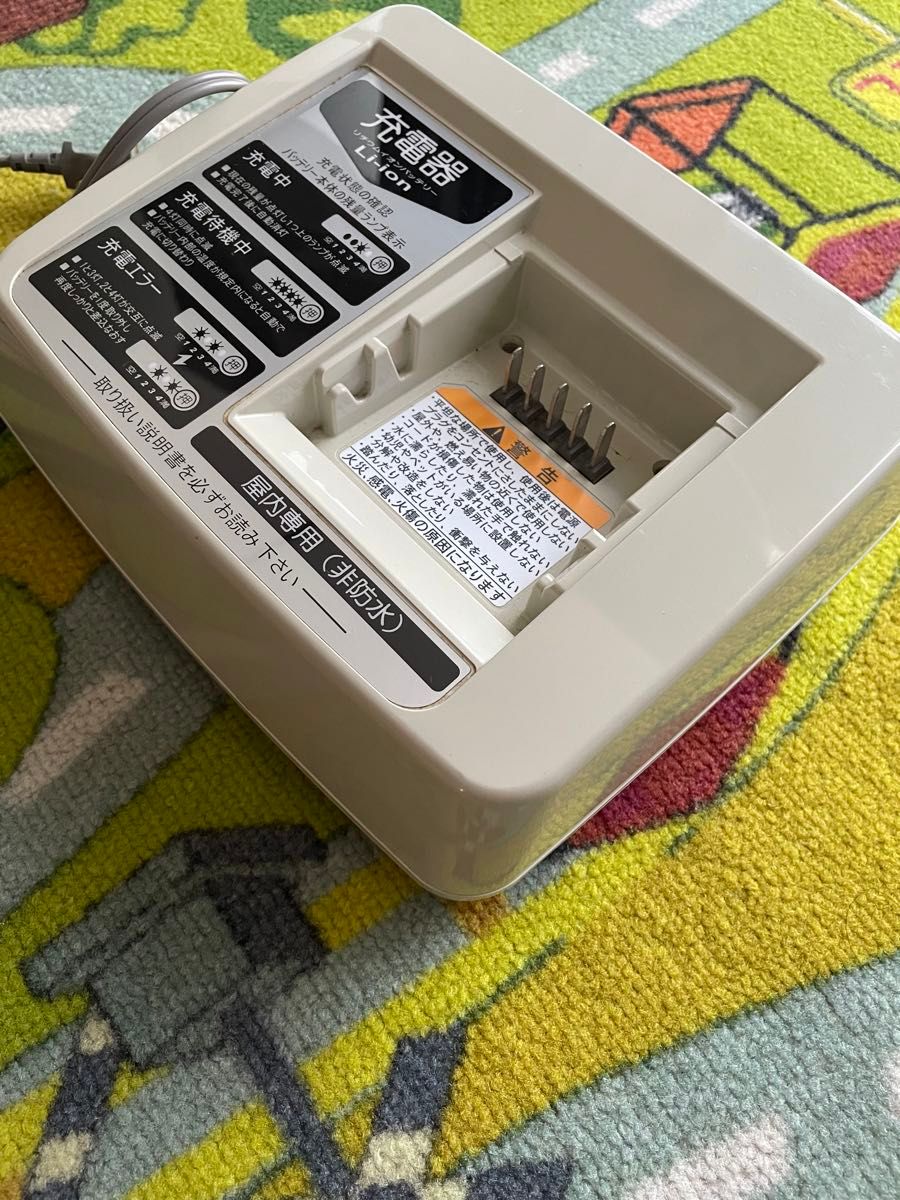 ヤマハ) バッテリー充電器 X54-02 商品はYAMAHA製電動自転車用 ヤマハ) バッテリー充電器 X54-02 商品はYAMAHA製電動自転車用