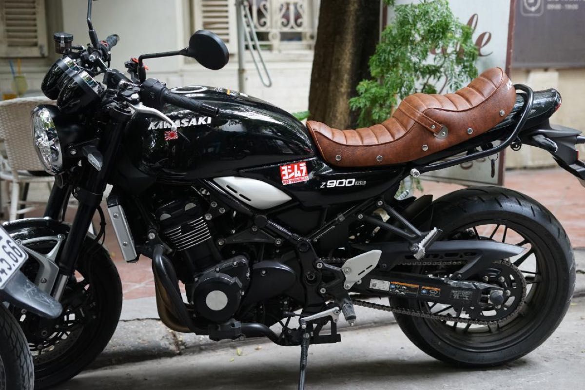 セール中 z900rs シート Javimotorタックロールシート 焼茶色 セール中 z900rs シート Javimotorタックロールシート 焼茶色