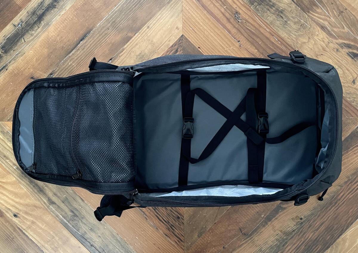 ULA Equipment DRAGONFLY ULTRA Black 30L ウルトラライト ULA Equipment DRAGONFLY ULTRA Black 30L ウルトラライト