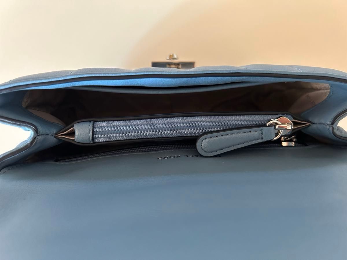Michael Kors MK マイケルコース スタッズ ショルダーバッグ Michael Kors MK マイケルコース スタッズ ショルダーバッグ