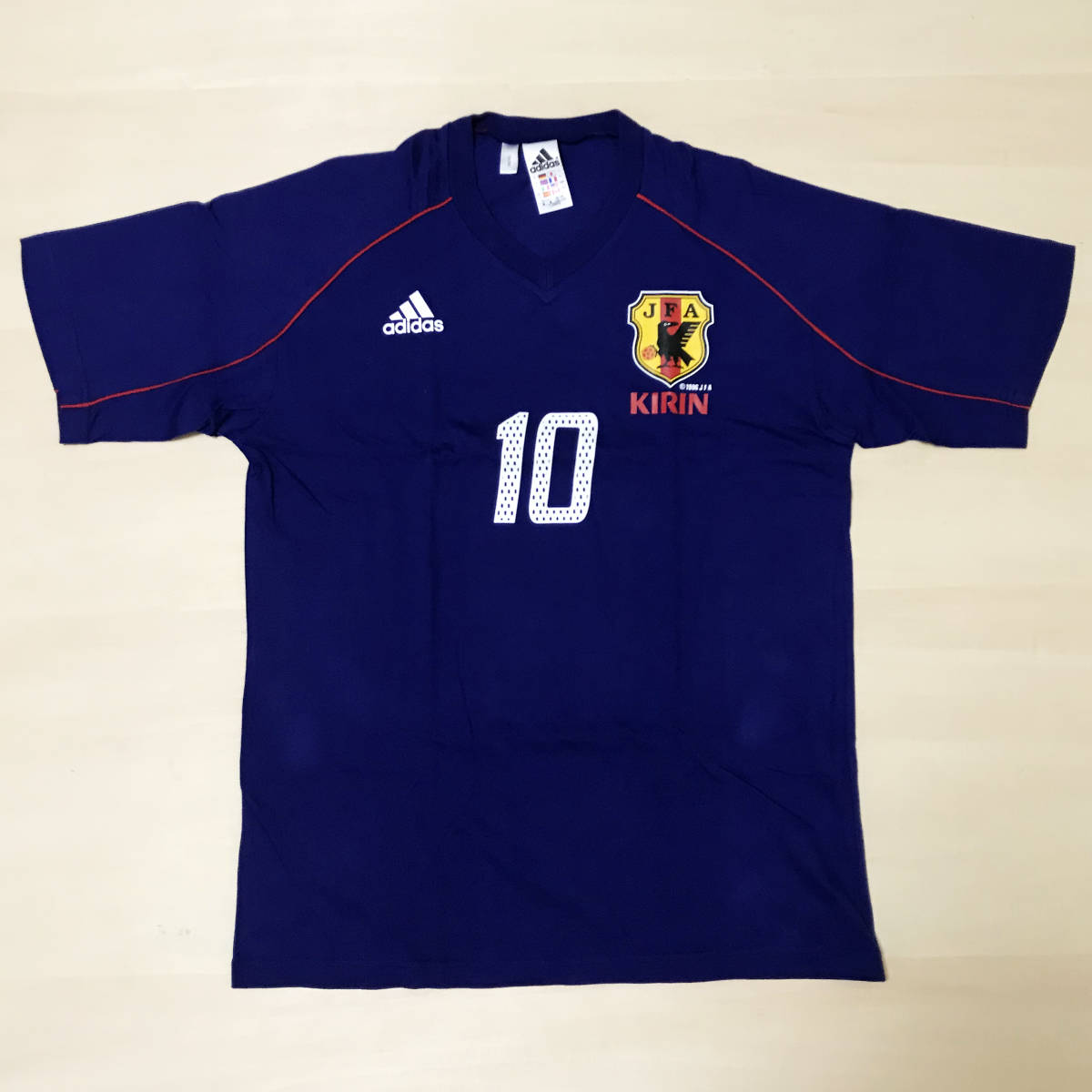 即決！ 2002 02 日韓 W杯 日本代表 ユニフォーム Tシャツ アディダス キリン 勝ちT Lサイズ 半袖 新品 非売品 応援用 炎 ドーハ カズ 中田_画像1