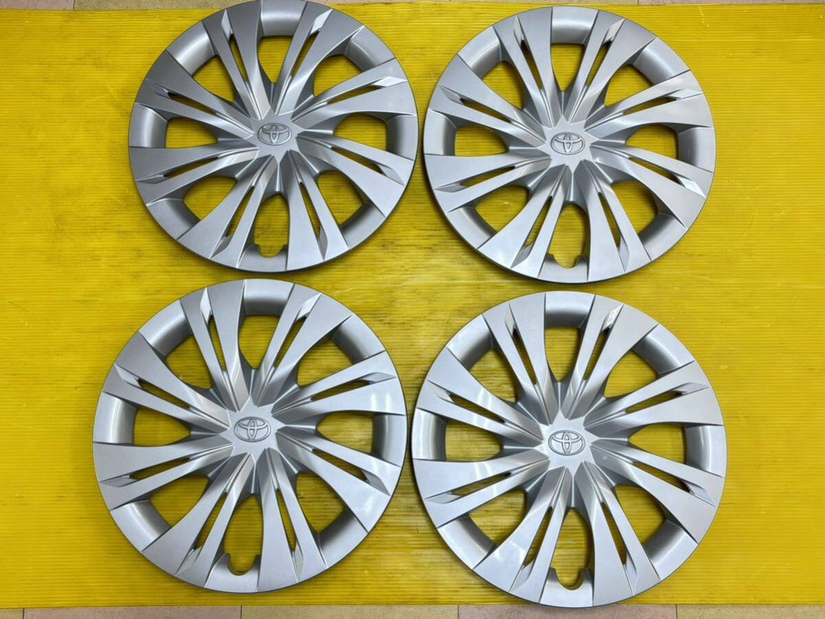 新型ノア 90系 純正ホイールキャップ 4枚セット(新車外し 新型ノア 90系 純正ホイールキャップ 4枚セット(新車外し