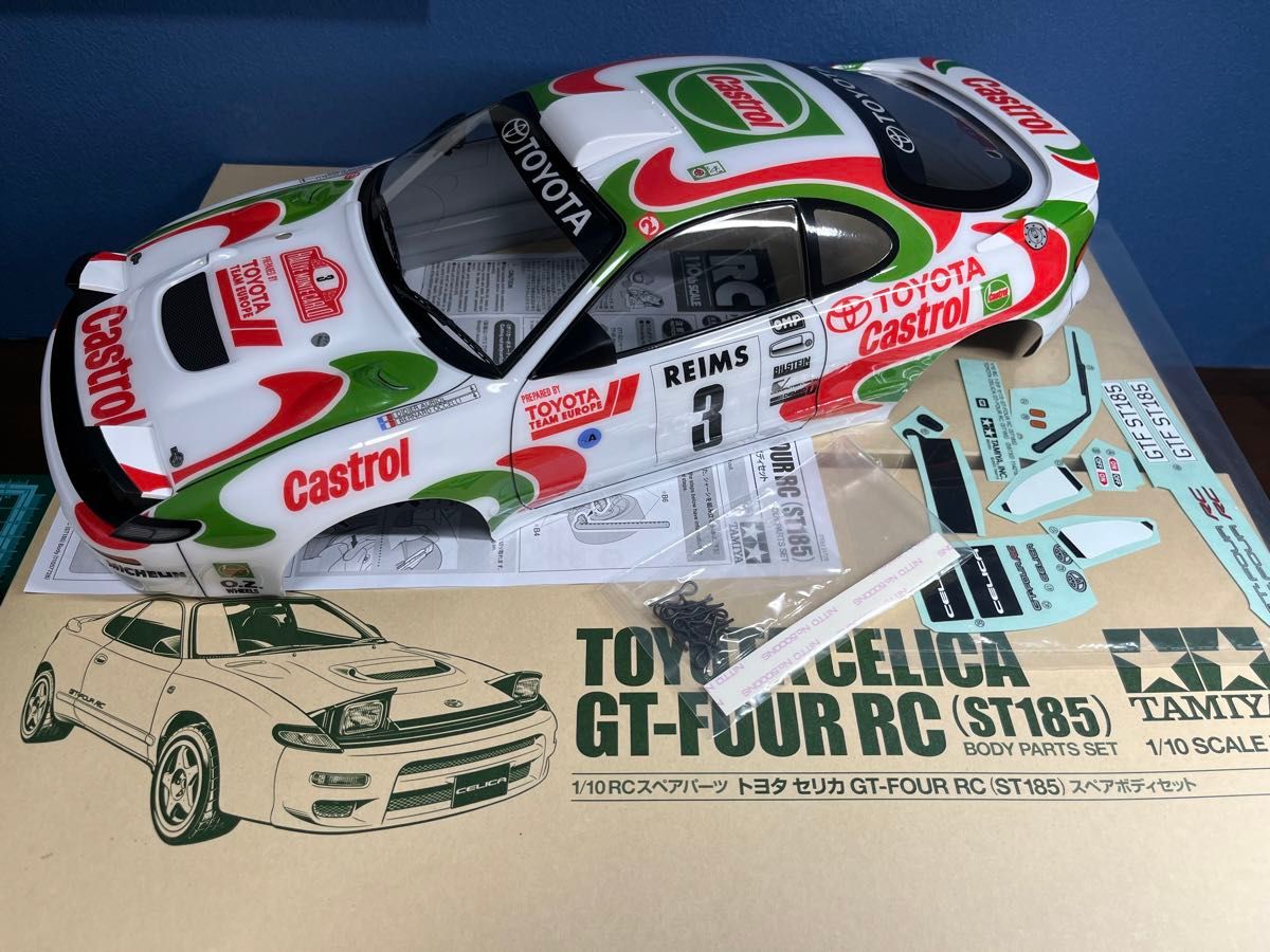 TOYOTA CELICA GT-FOUR RC ラリーカー Castrolカラー ST185 TOYOTA CELICA GT-FOUR RC ラリーカー Castrolカラー ST185