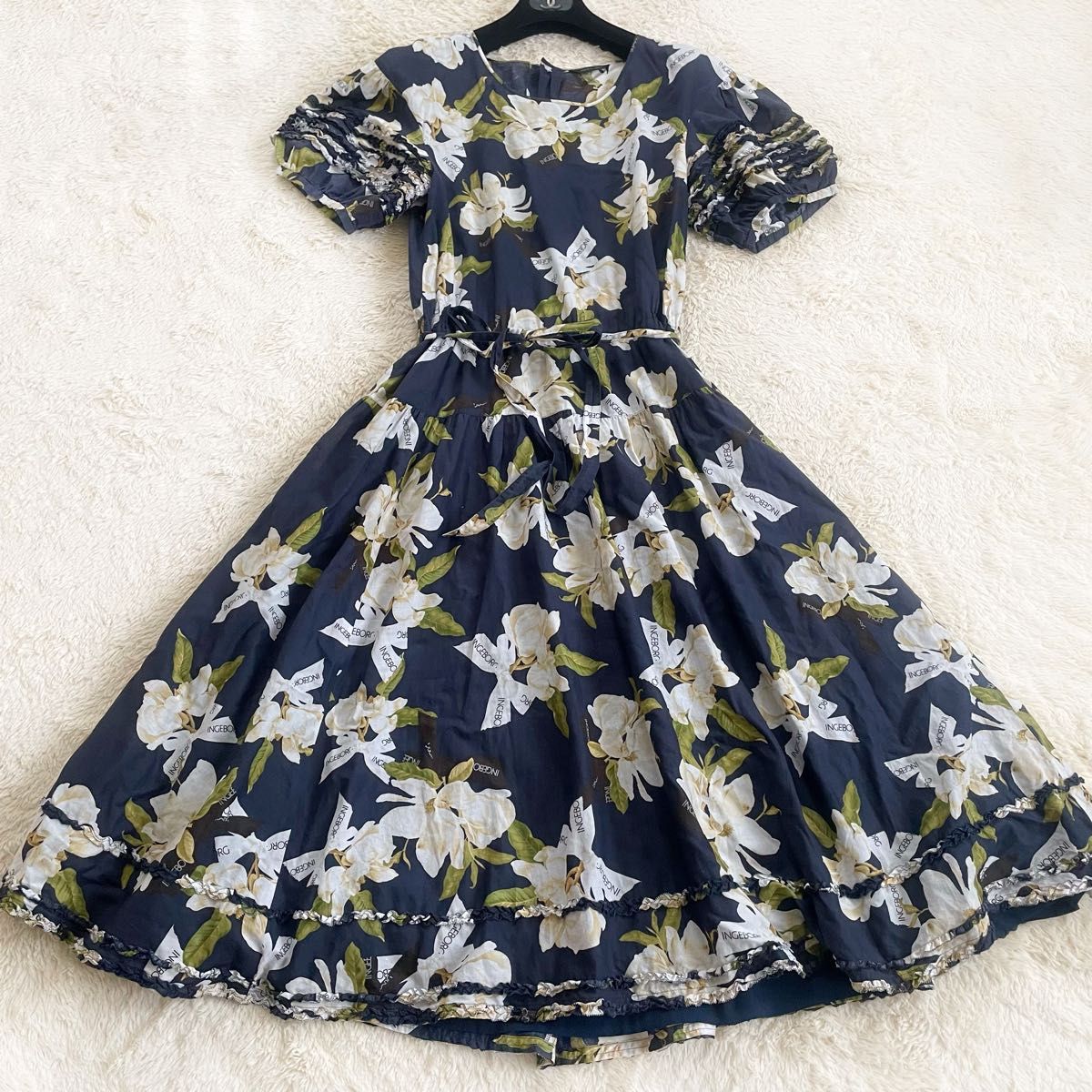 美品 インゲボルグ INGEBORG マグノリア ベルト付きワンピース 美品 インゲボルグ INGEBORG マグノリア ベルト付きワンピース
