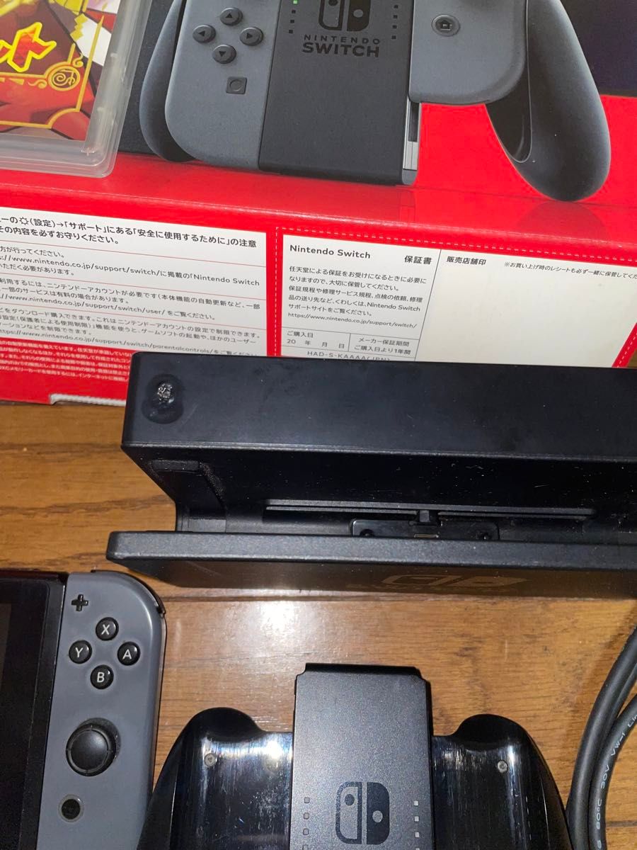 2020年製】Nintendo Switch 本体 動作確認済み ソフト付き 2020年製】Nintendo Switch 本体 動作確認済み ソフト付き