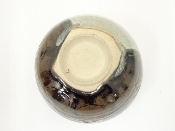 ys6968849; 膳所焼 岩崎新定造 瓢文茶碗(共箱)【道】 茶道具 ys6968849; 膳所焼 岩崎新定造 瓢文茶碗(共箱)【道】 茶道具