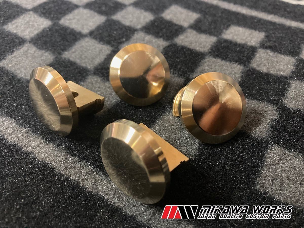 ゼファー400 真鍮 カムプラグ 4個 1台分 純正 ヘッドカバー ゼファー400 真鍮 カムプラグ 4個 1台分 純正 ヘッドカバー