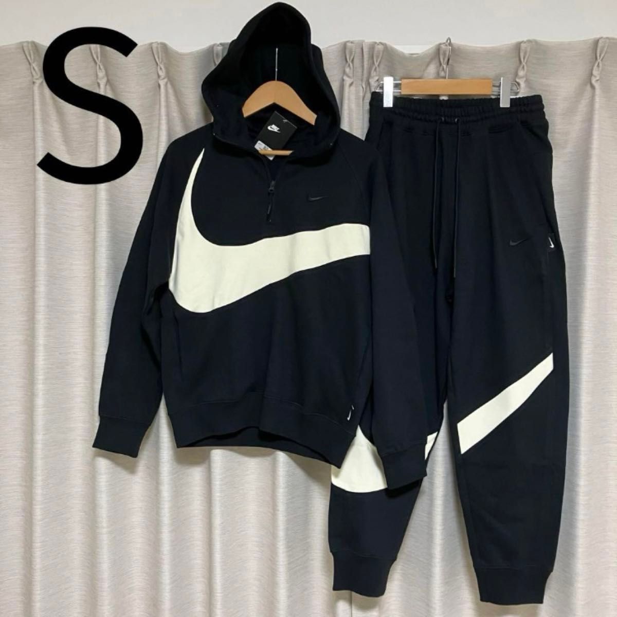 S 【新品】NIKE ビッグスウッシュ セットアップ テックフリース S 【新品】NIKE ビッグスウッシュ セットアップ テックフリース