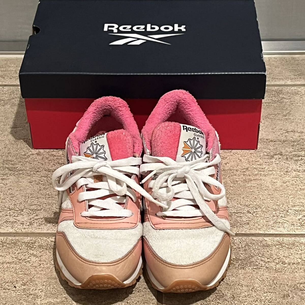 Reebok CLASSIC ダニエル・ムーン クラシック レザー 白 ピンク