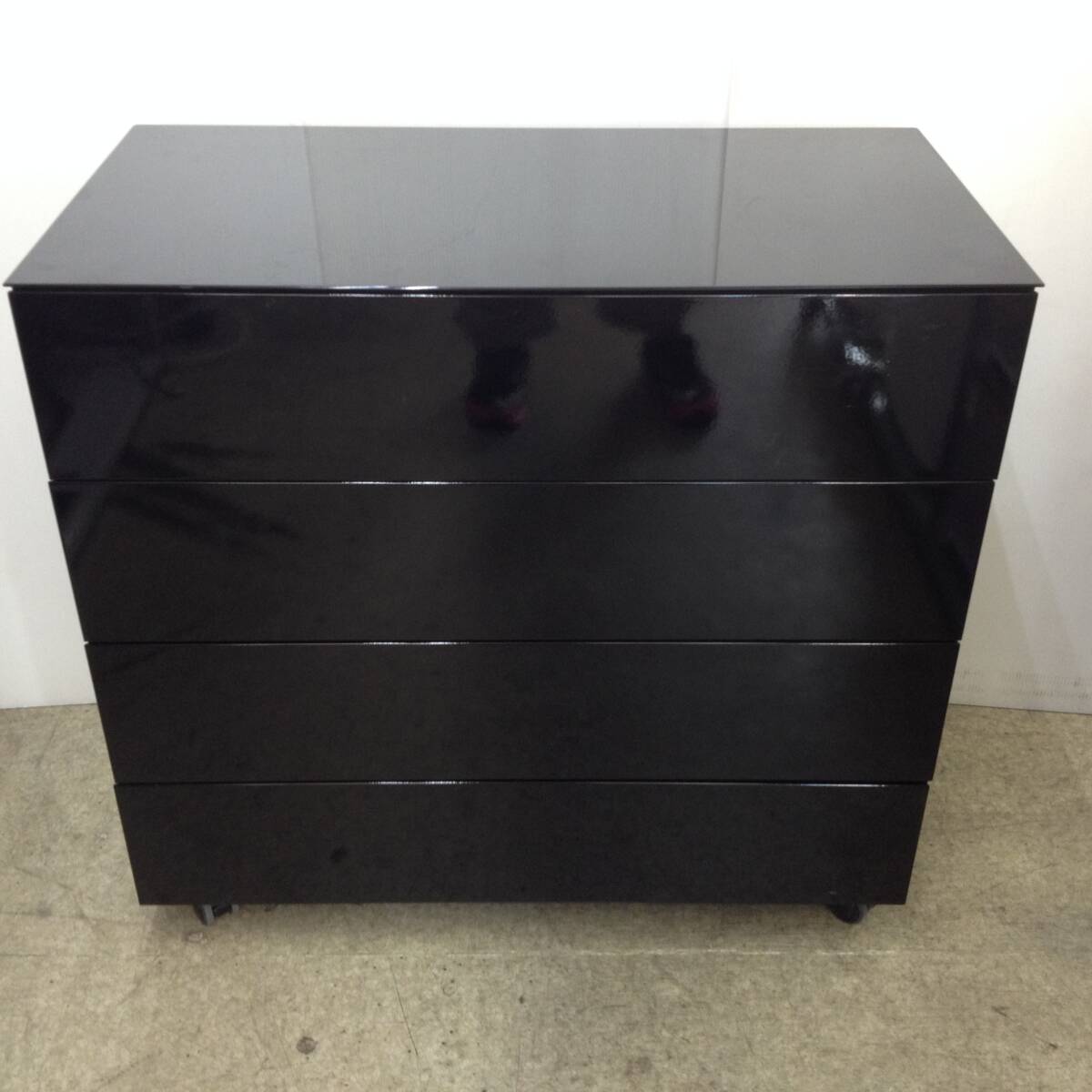 Bibian 比比昂- ☆Cassina ixc./カッシーナ・イクスシー/LOTUS 4 Bibian 比比昂- ☆Cassina ixc./カッシーナ・イクスシー/LOTUS 4