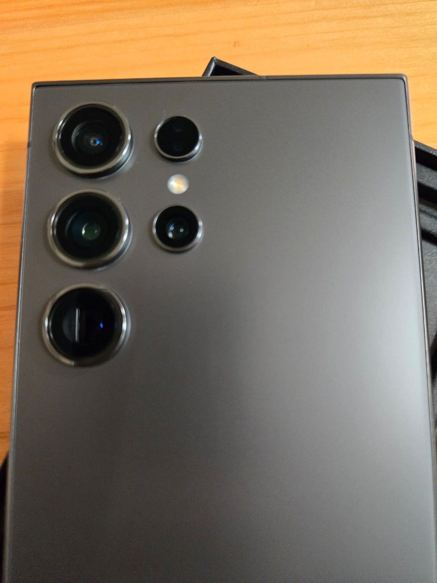 Samsung galaxy s24 ultra 国内simフリーモデル チタニアム Samsung galaxy s24 ultra 国内simフリーモデル チタニアム