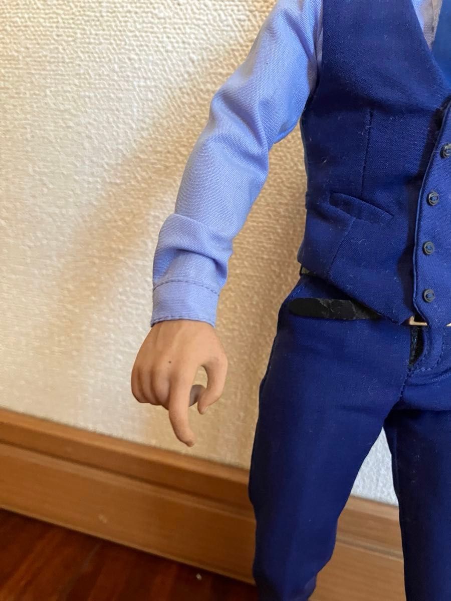 希少】1/6 バットマンVSスーパーマン ブルース・ウェイン ホット 希少】1/6 バットマンVSスーパーマン ブルース・ウェイン ホット