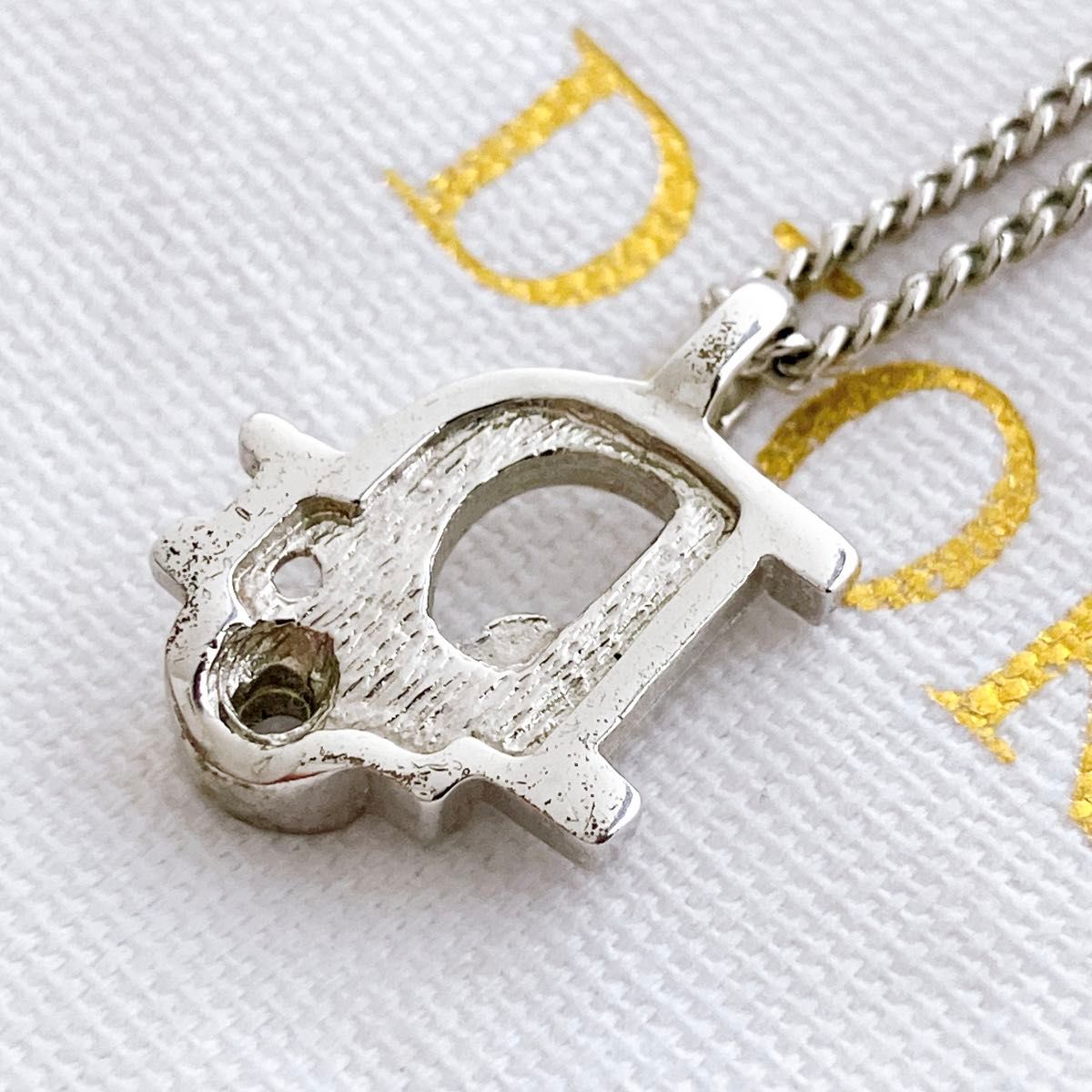 人気品 ディオール dior CD ネックレス シルバー レディース 人気品 ディオール dior CD ネックレス シルバー レディース