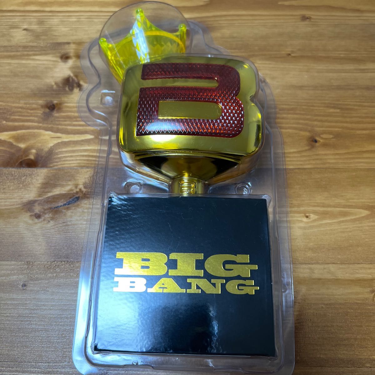 BIGBANG ペンライト 日本 ver 10周年記念 GOLD 新品未使用 BIGBANG ペンライト 日本 ver 10周年記念 GOLD 新品未使用
