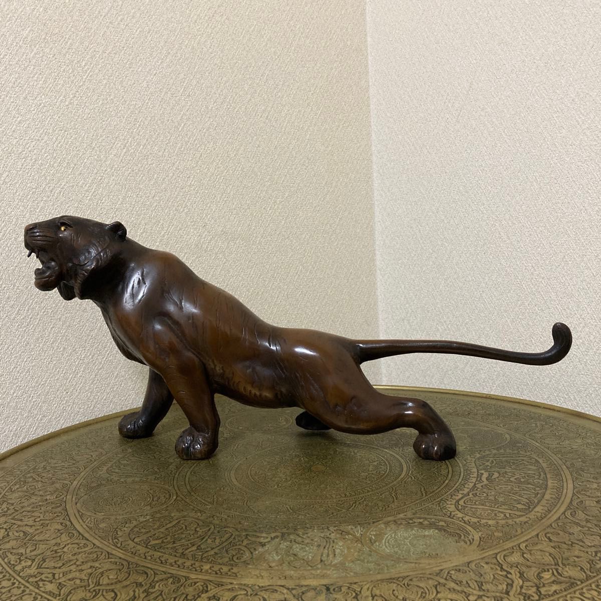 鉄製 虎 置物 幅46㌢ ビンテージ オブジェ 寅〈検 ブロンズ 銅器 鉄製 虎 置物 幅46㌢ ビンテージ オブジェ 寅〈検 ブロンズ 銅器