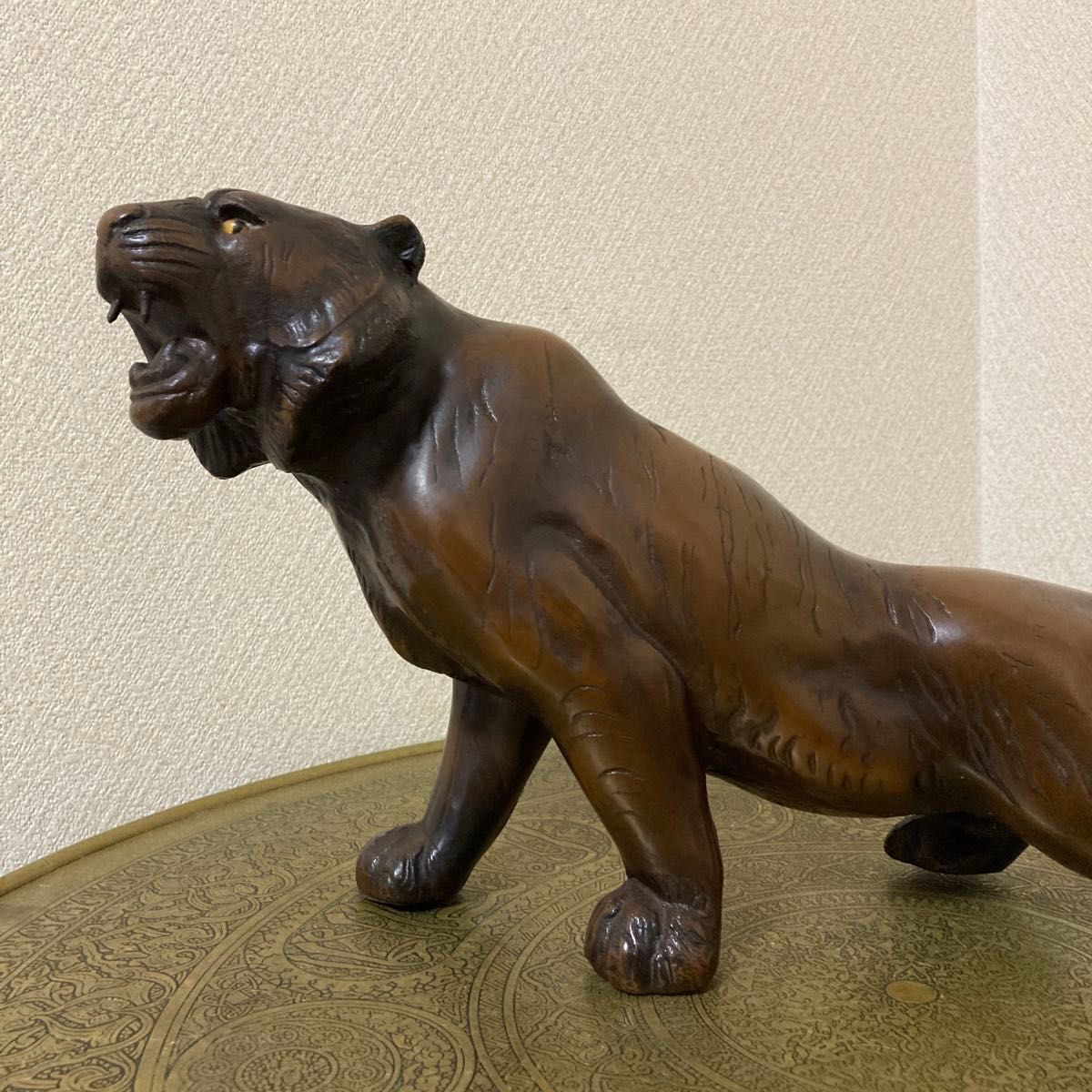 鉄製 虎 置物 幅46㌢ ビンテージ オブジェ 寅〈検 ブロンズ 銅器 鉄製 虎 置物 幅46㌢ ビンテージ オブジェ 寅〈検 ブロンズ 銅器