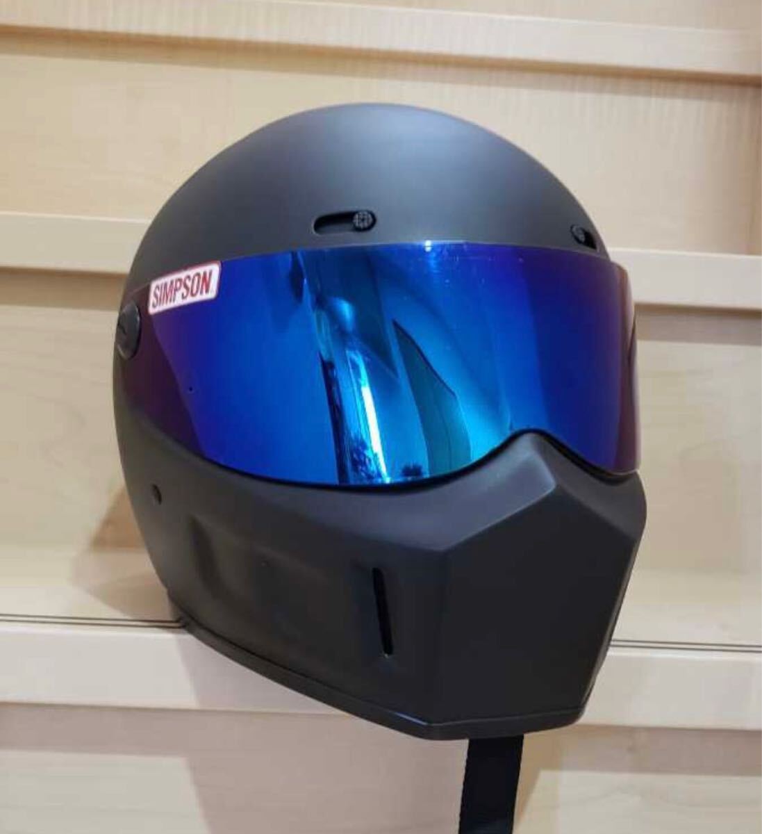 美品 シンプソン ヘルメットSIMPSON スーパーバンディット11 XL 美品 シンプソン ヘルメットSIMPSON スーパーバンディット11 XL