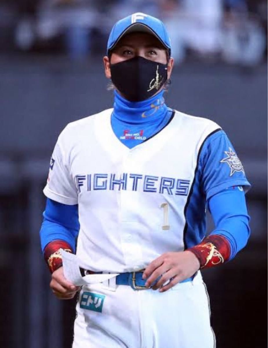 衛生マスク 新庄剛志 着用モデル ZONE社 新品 送料込 SHINJO 黒 衛生マスク 新庄剛志 着用モデル ZONE社 新品 送料込 SHINJO 黒