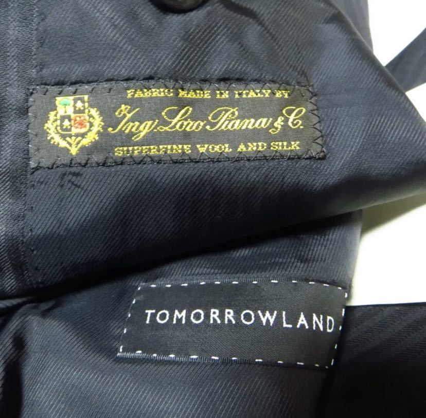 アパレル】 未使用タグ付き TOMORROWLAND ロロピアーナ シルク アパレル】 未使用タグ付き TOMORROWLAND ロロピアーナ シルク