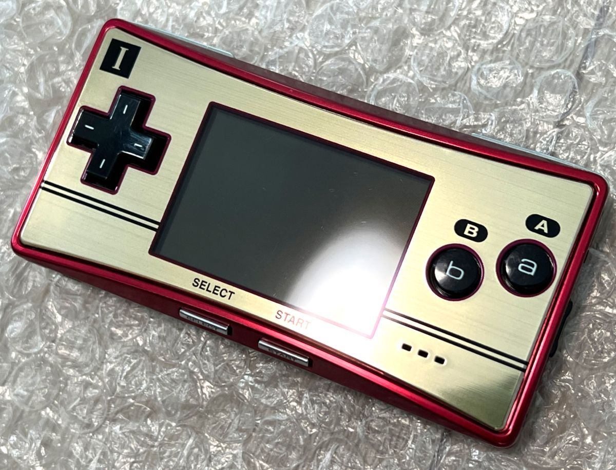 通販生活 ファッション ゲームボーイミクロ本体 充電器付き ファミコンバージョン 本体